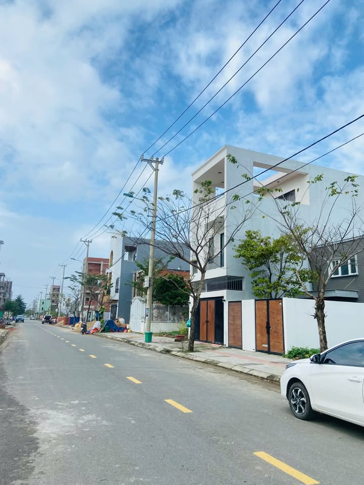 Đất nền Đặng Hồi Xuân, quận Ngũ Hành Sơn, 110m² giá 6.35 tỷ - Đầu tư sinh lời!