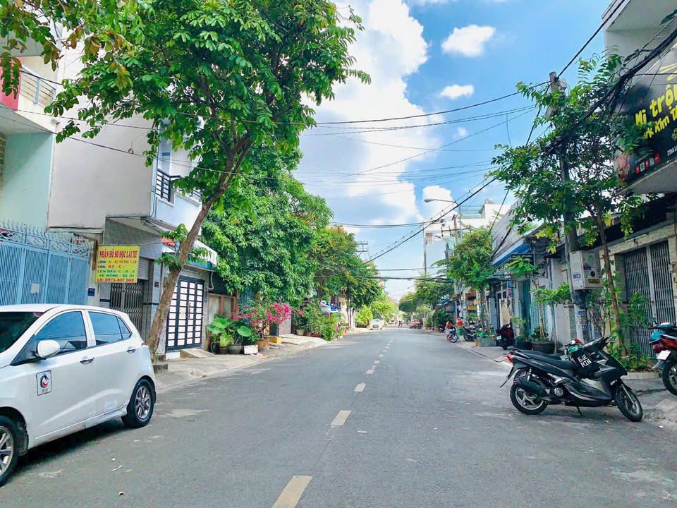 Nhà mặt tiền kinh doanh 77 Lê Sao, Phú Thạnh, Tân Phú - Vị trí đẹp, giá tốt!