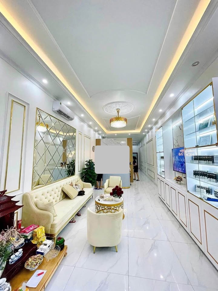 Nhà phố 3 tầng mặt đường Hàn Thuyên - Kinh doanh thuận lợi chỉ 11 tỷ