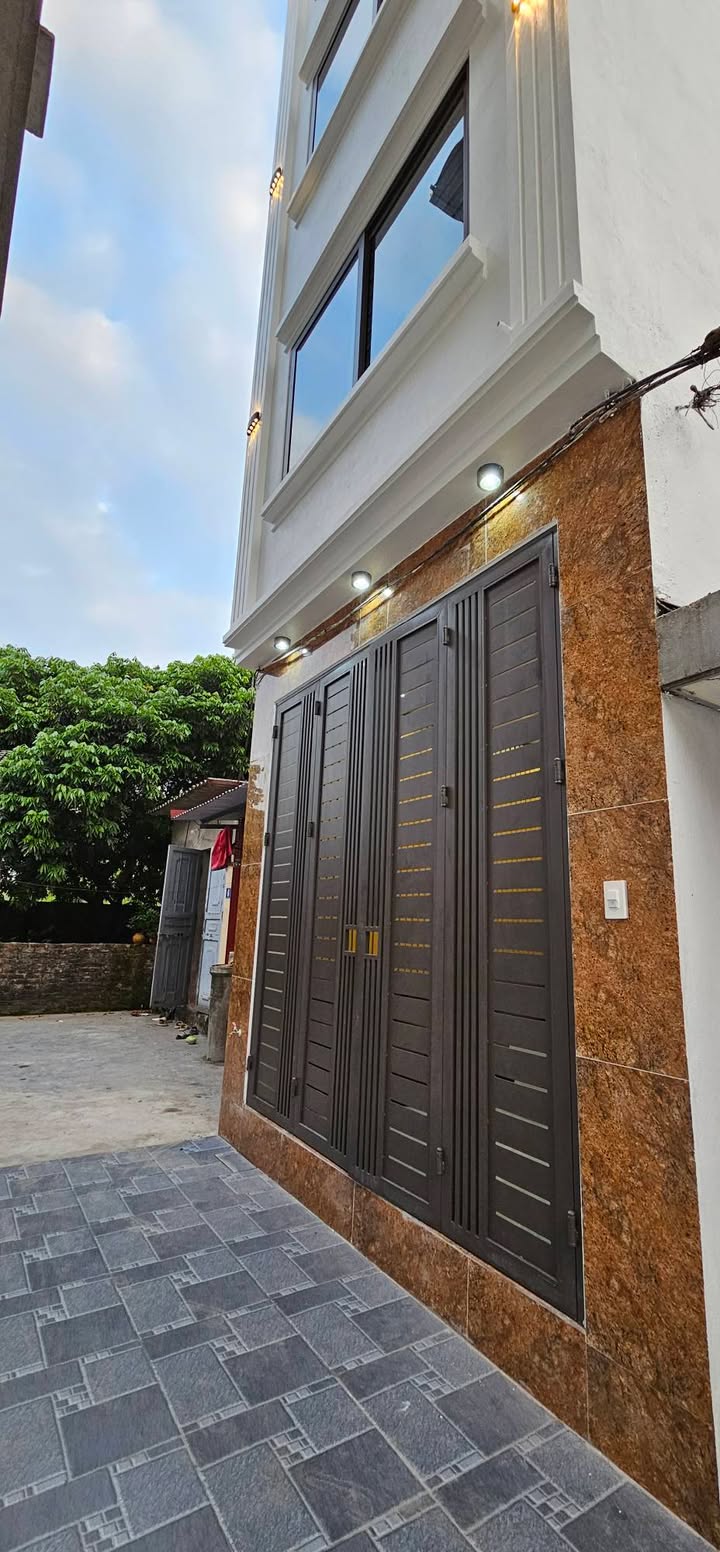 Nhà riêng Liên Ninh, Thanh Trì 37m² giá 5 tỷ - Sẵn sàng ở ngay!