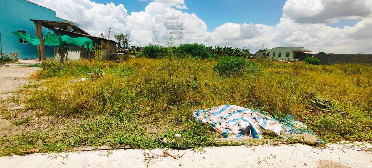 Lô đất thổ cư 120m² tại ấp 5, xã Hiệp Thạnh, Châu Thành, Long An - Giảm giá sốc chỉ 330 triệu!