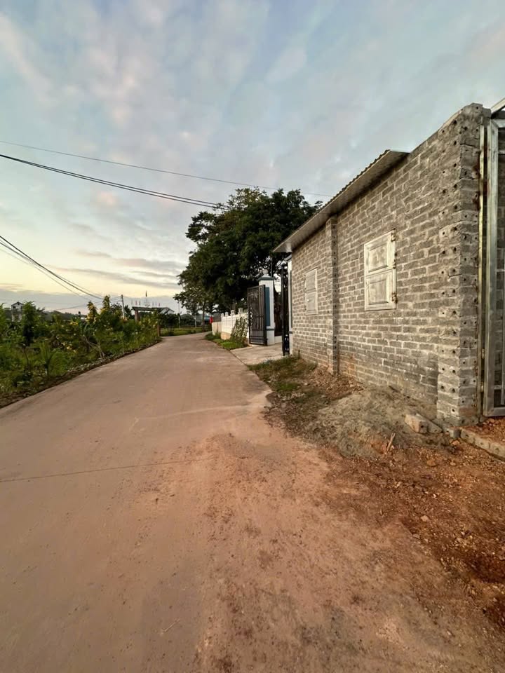 Đất sản xuất tại Tân Hưng, Lạng Giang 2200m² giá 850 triệu - Chính chủ bán gấp!