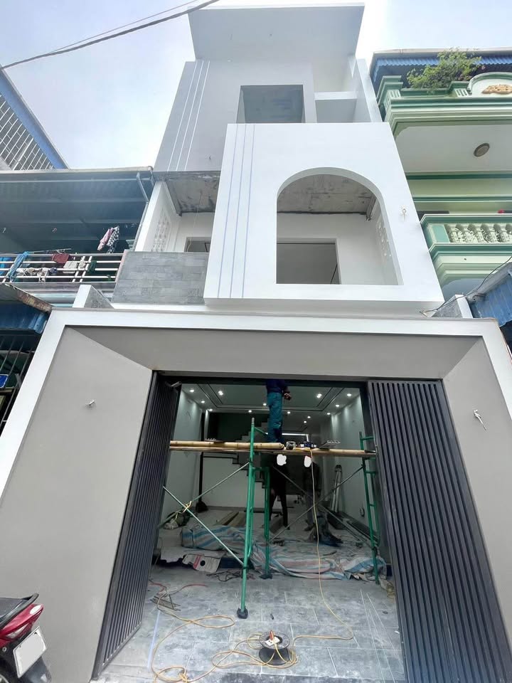 Nhà 3 tầng đường Phạm Ngũ Lão, 78m² giá 4.3 tỷ - Ô tô đỗ cửa 24/24!