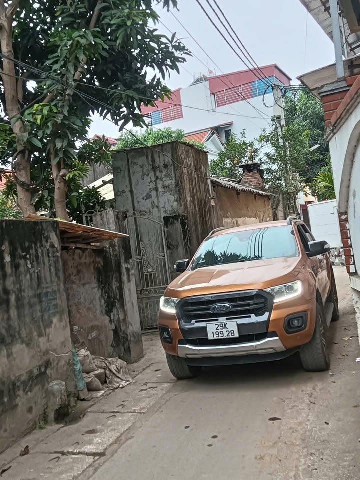 Đất Mê Linh 108m² giá 3.78 tỷ - Vị trí thuận lợi gần Cầu Hồng Hà!