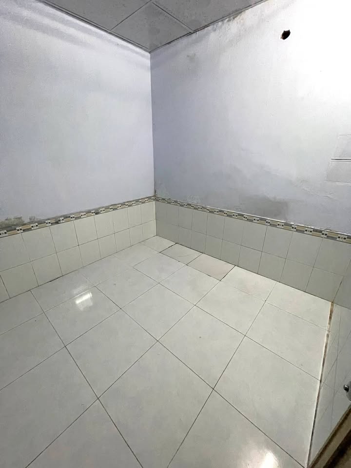 Phòng cho thuê tại hẻm 27 Điện Biên Phủ, 20m² giá 2.1 triệu - Không chung chủ, tiện nghi đầy đủ!