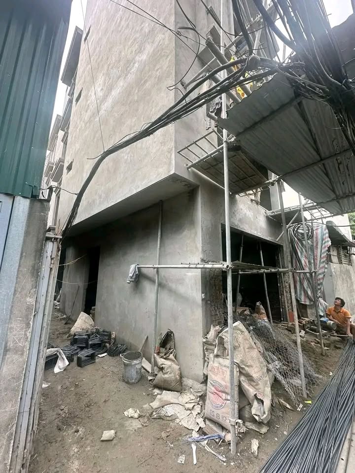 Nhà phố Tây Mỗ 30m² giá 7.8 tỷ - Mặt ngõ thông, ô tô nhỏ vào được!