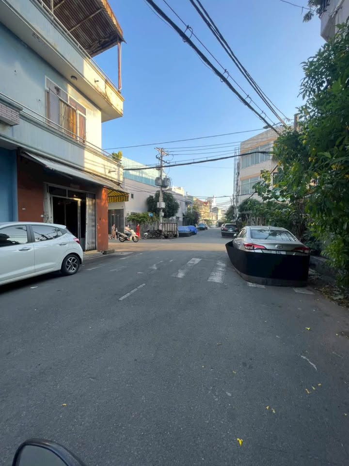 Nhà bán gấp Hòa Bình, Tân Phú 56m² giá 6.15 tỷ - Đường rộng 7m thông thoáng