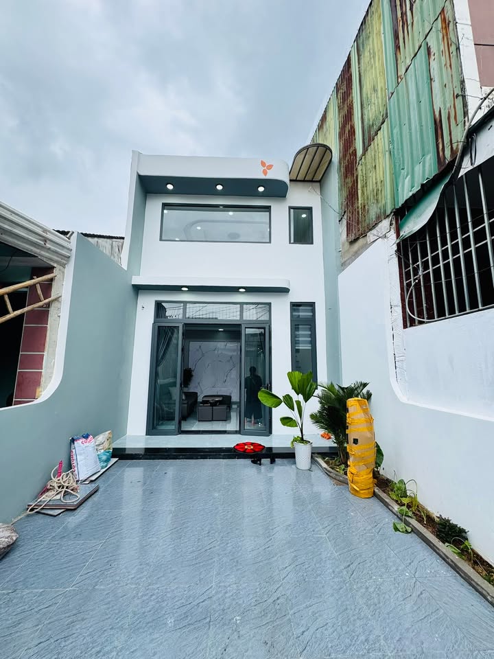 Nhà 2 tầng hẻm Chu Văn An Quảng Ngãi 133m² giá 2.59 tỷ - Chính chủ bán gấp!