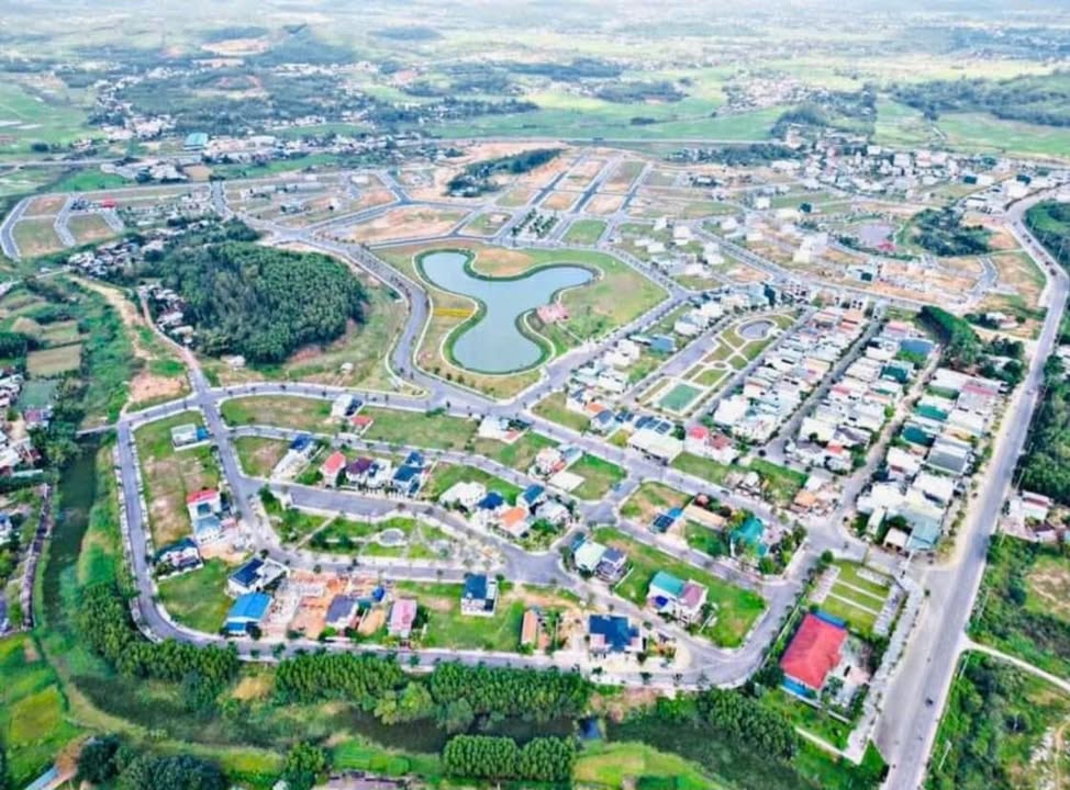 Đất nền Khu dân cư 577, Quảng Ngãi 100m² giá 1.4 tỷ - Vị trí đắc địa gần phố đi bộ!