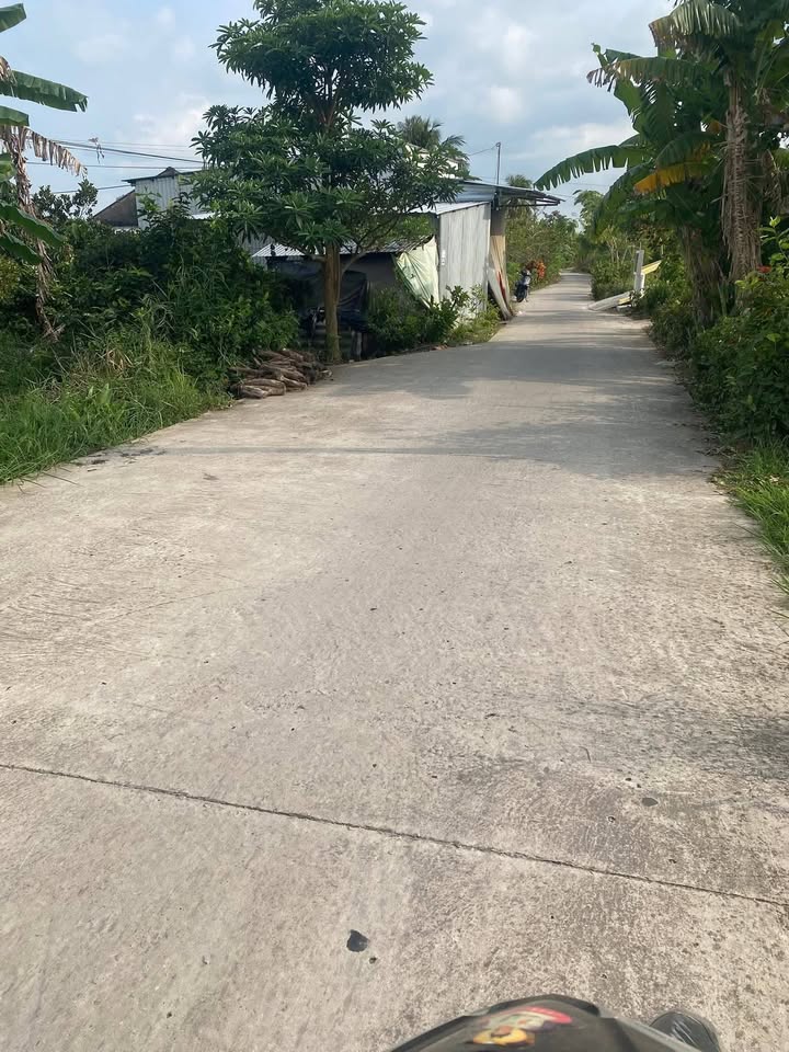 Đất nền ấp Liên Hòa, Khánh Hải, 210m² giá 180 triệu - Cơ hội đầu tư tuyệt vời!