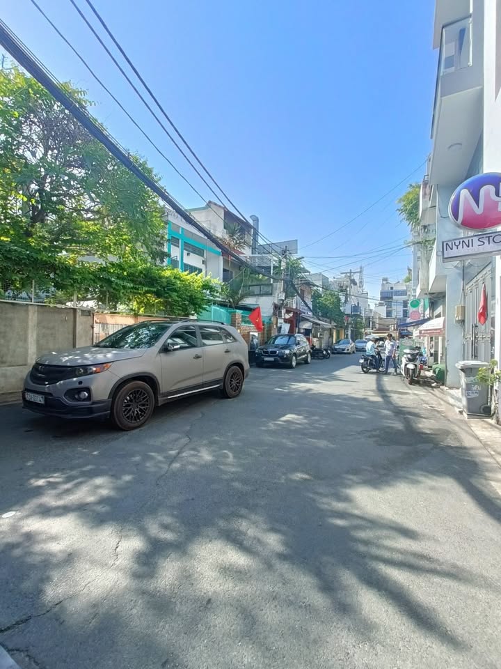 Nhà phố Quận Phú Nhuận 88m² giá 19.5 tỷ - Kết cấu 5 tầng BTCT kiên cố!