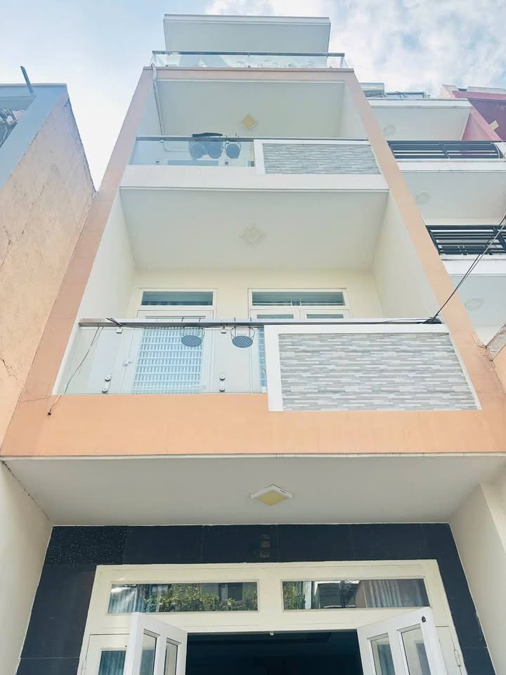 Nhà mặt tiền Trần Bá Giao, Gò Vấp 71m² giá 9.5 tỷ - Kinh doanh sầm uất!