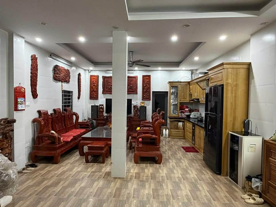 Nhà 4 tầng Tân Triều, Thanh Trì 42m² giá 7.2 tỷ - Đầu tư sinh lời!