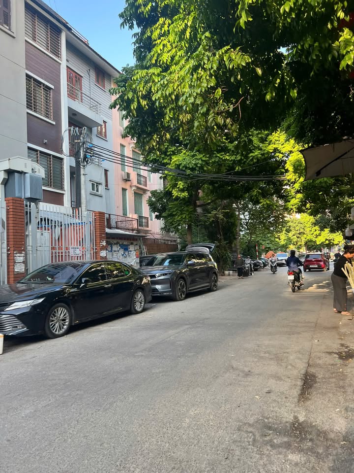 FrontHouse Dịch Vọng Hậu 62m² giá 17 tỷ - Đầu tư sinh lời ngay!