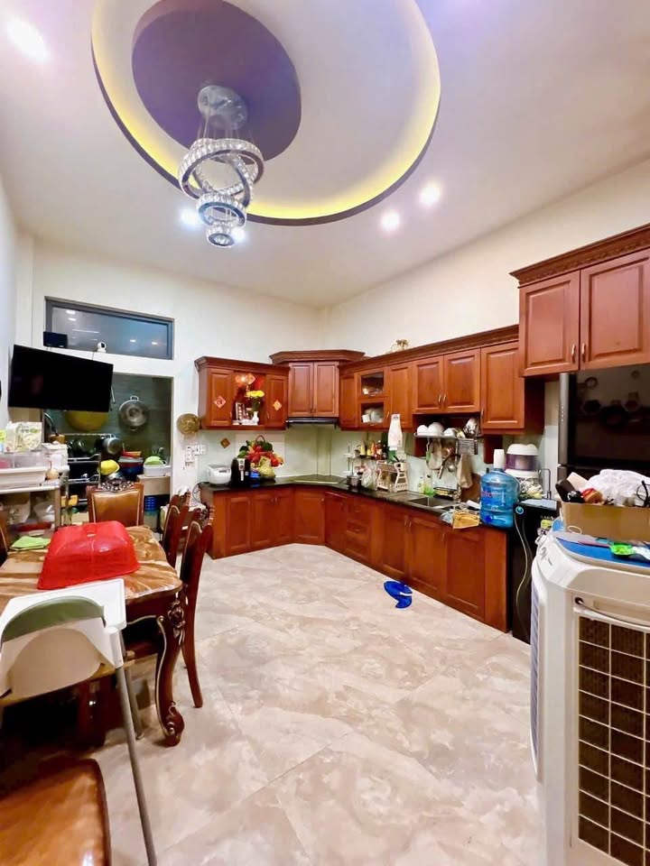 Nhà mặt tiền Bàu Cát, Tân Bình, 74m² giá 19 tỷ - Kinh doanh đỉnh cao!