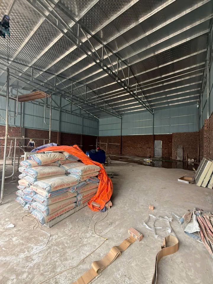 Kho cho thuê tại Quế Võ - Bắc Ninh 250m² giá 28 triệu - Diện tích rộng rãi, xe công đỗ cửa