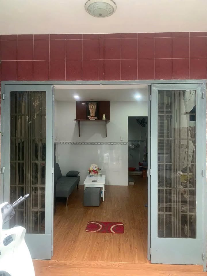 Nhà hẻm 1/ đường Tân Hoá Quận 6, 28m² giá 6.5 tỷ - Gần gũi, tiện lợi!