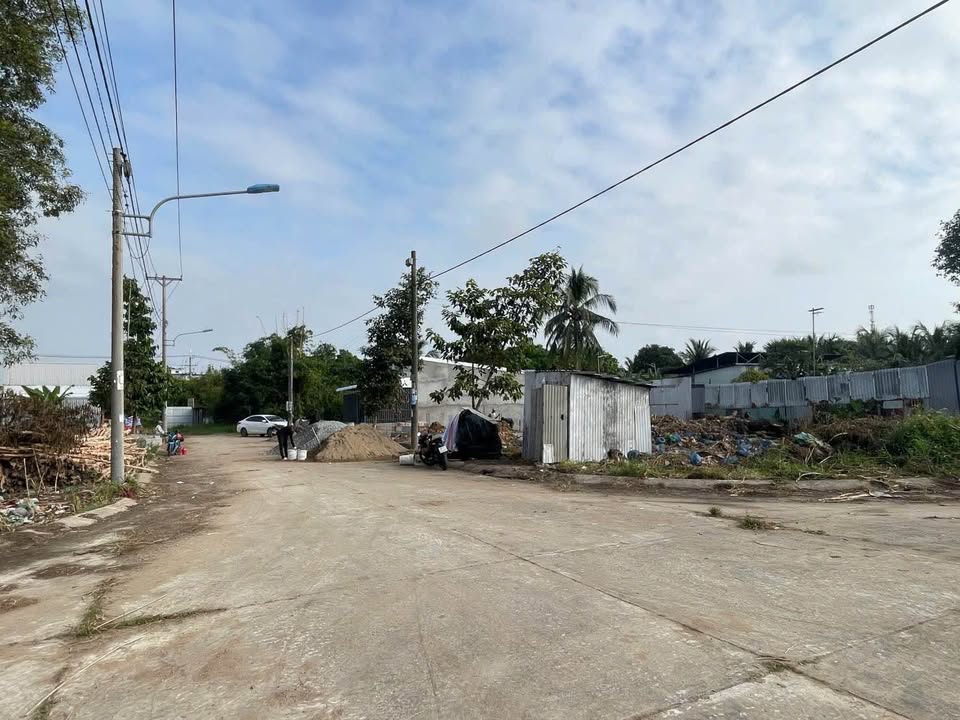 Đất nền góc khu tái định cư Nguyễn Thái Bình, Rạch Giá 80m² - Giá 600 triệu thương lượng!