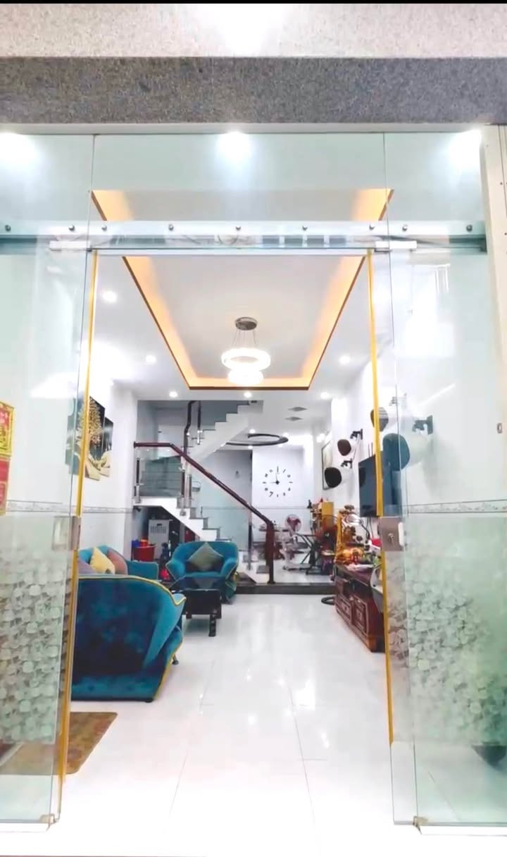 Nhà 3 tầng hẻm cạn đường Nguyễn Thái Học, Quy Nhơn 46m² giá 3.5 tỷ - Sẵn sàng vào ở!