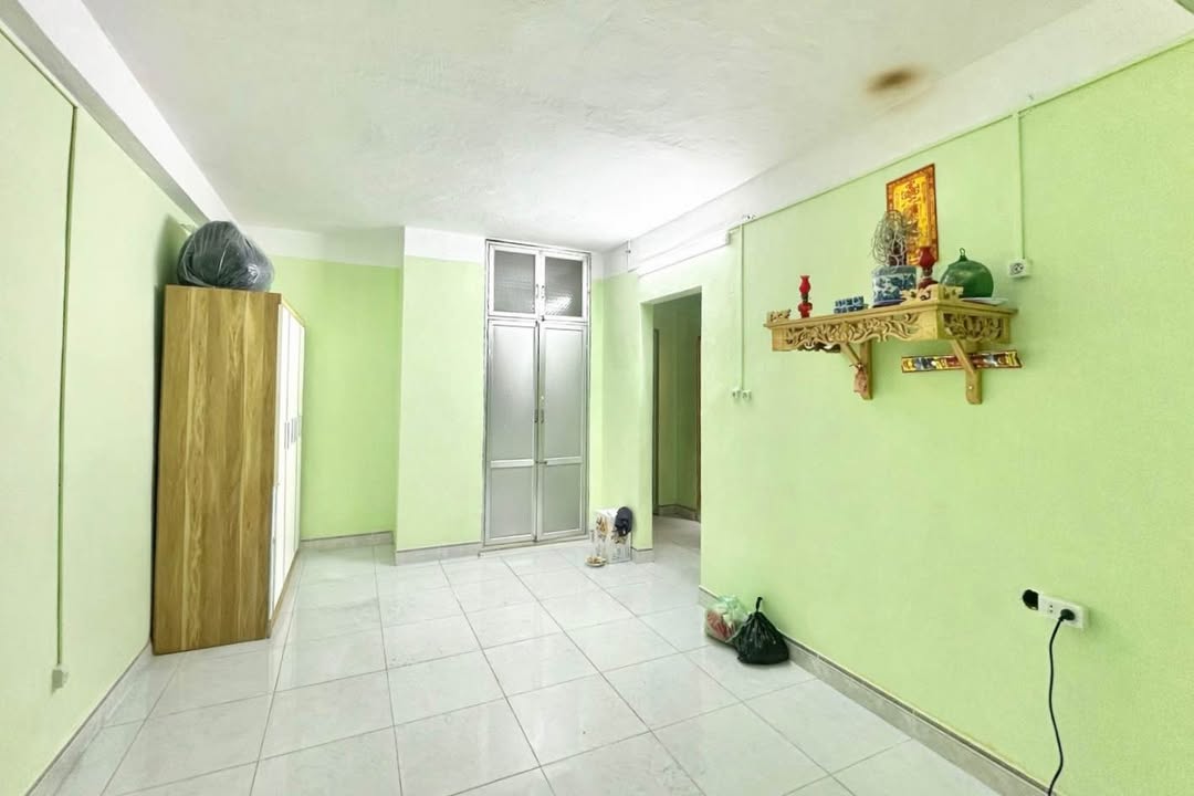 Căn hộ Khu Chuyên Gia - Hữu Nghị, 38m² giá 200 triệu - Sẵn sàng vào ở ngay!