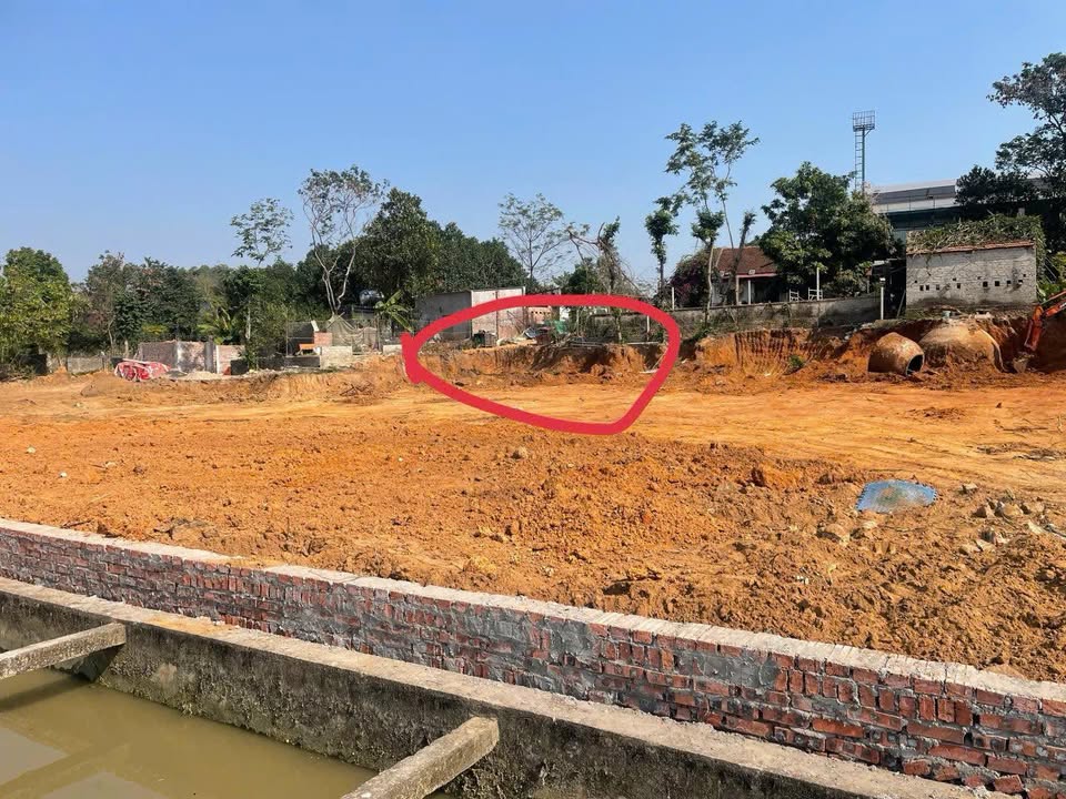 Đất nền huyện Việt Yên 100m² giá 800 triệu - Sổ đỏ chính chủ giao ngay!