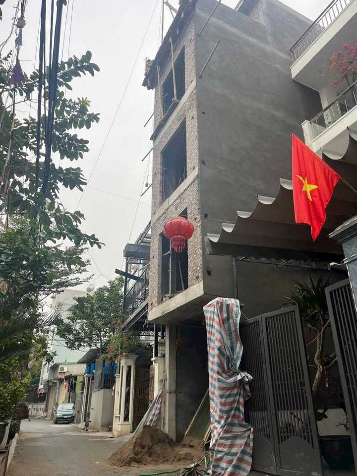 Nhà 5 tầng tại xã Đức Thượng, Hoài Đức 40m² giá 7 tỷ - Sở hữu ngay để đầu tư!