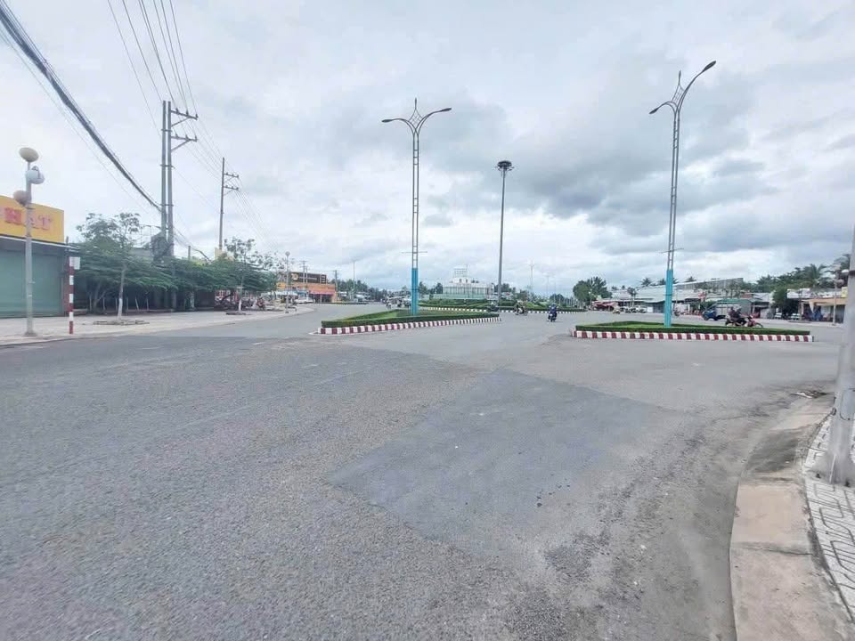 Nhà riêng Phường An Hội, Bến Tre 172m² giá 1.4 tỷ - Tiện kinh doanh ngay!