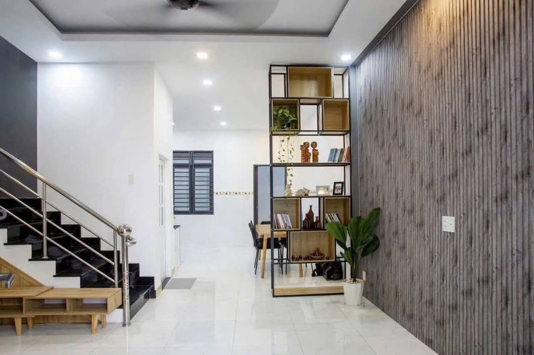 Nhà 1 trệt 1 lầu tại Phước Long A, Thủ Đức, 51m² giá 5.85 tỷ - Đầu tư sinh lời ổn định!