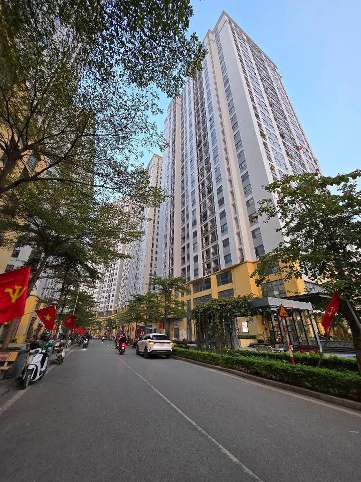 Căn hộ New Horizon Lĩnh Nam 73m² giá thỏa thuận - Nội thất đầy đủ, sổ đỏ lâu dài!