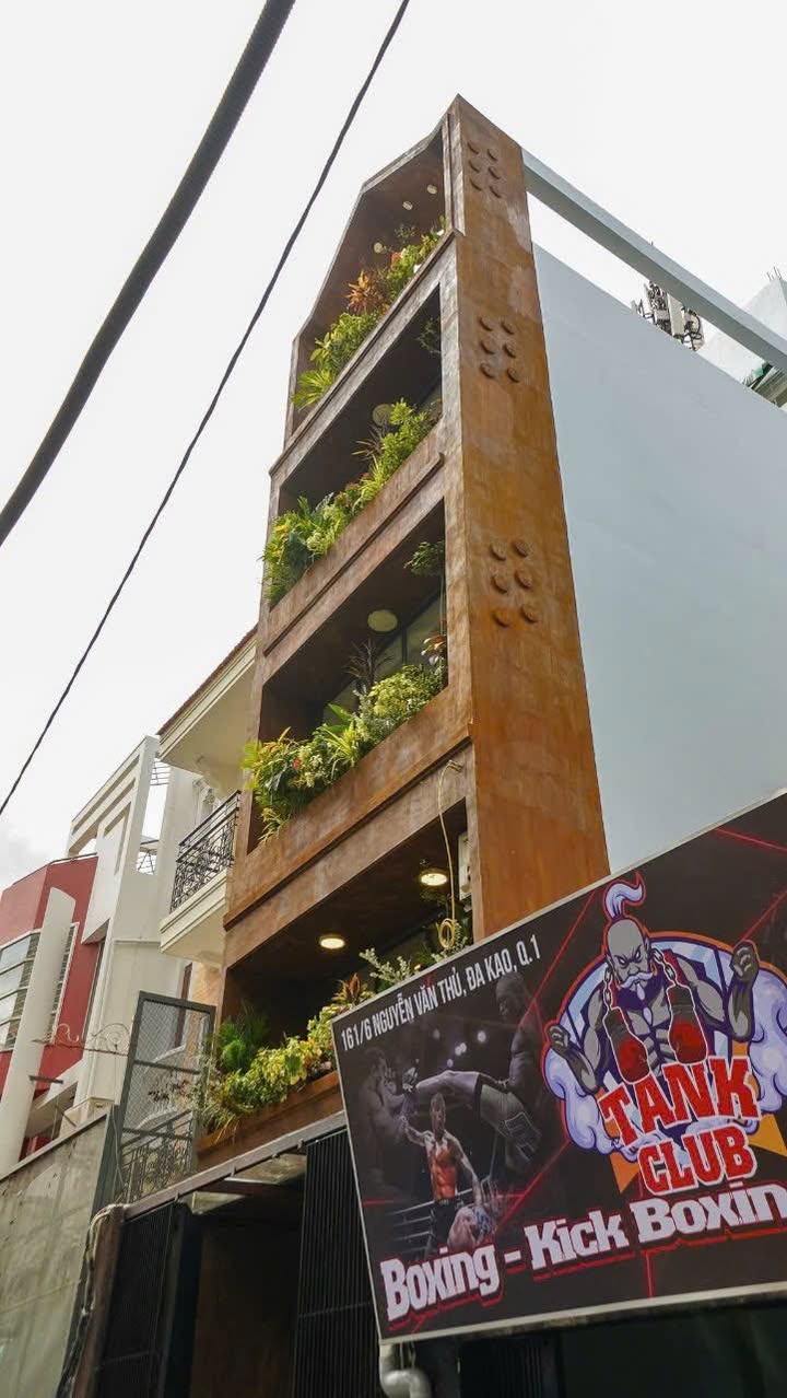 Nhà mặt tiền 9 Cây Điệp, Quận 1 - Kinh doanh đa ngành với doanh thu cao!