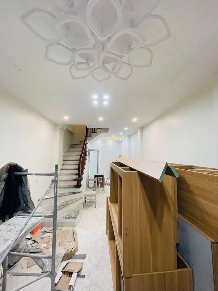 Nhà 5 tầng Cầu Đơ, Hà Đông 40m² giá 8 tỷ - Đừng bỏ lỡ cơ hội!