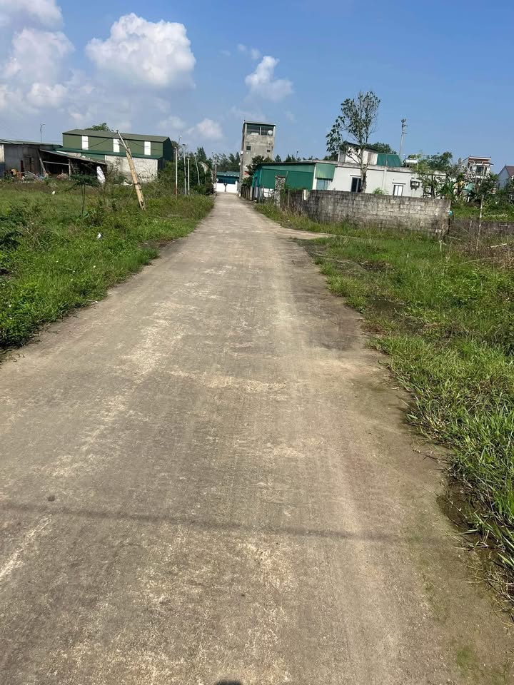 Đất nền 126m² tại Nghi Xuân, Hà Tĩnh giá 1.1 tỷ - Đường ô tô tránh nhau!