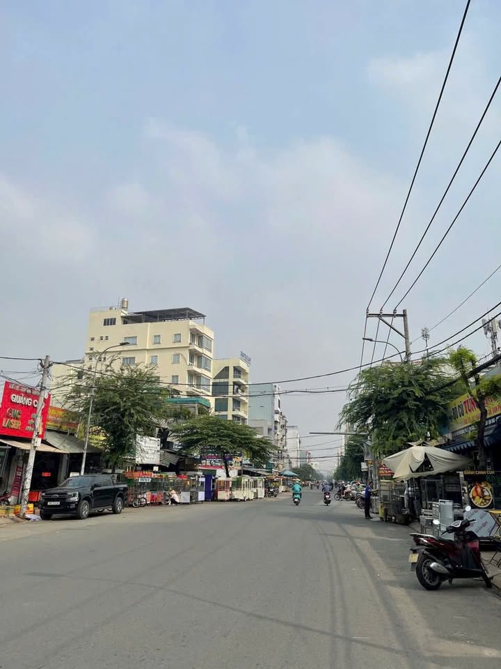 Nhà mặt tiền Phạm Văn Bạch, Quận Tân Bình, 148m² - Giá 20.5 tỷ - Đầu tư sinh lợi