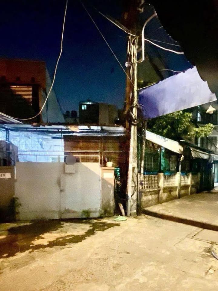 Bán nhà mặt tiền Nhật Tảo, Quận 10, 147m² - Cơ hội đầu tư hấp dẫn!