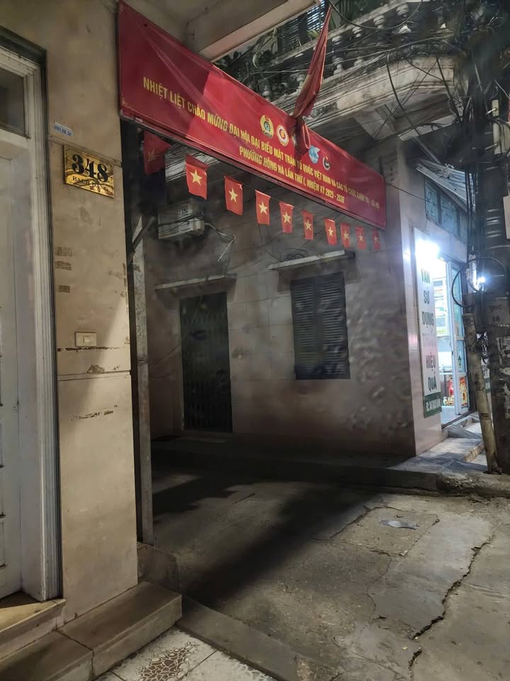 Nhà đẹp tại Hoàn Kiếm, Hà Nội 20m² giá 11 tỷ - Sẵn sàng ở ngay!