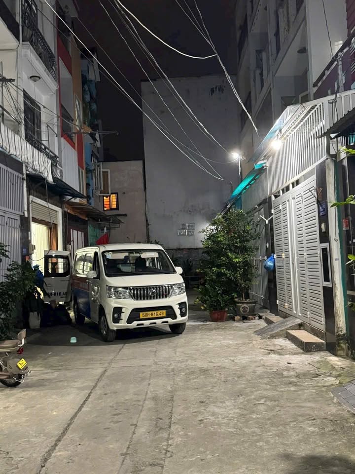 Nhà phố Gò Vấp 62m² giá 6.98 tỷ - Thiết kế hiện đại, sổ hoàn công đầy đủ!