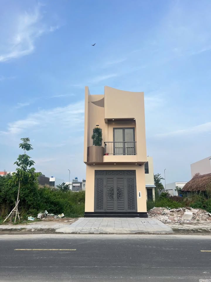 Nhà mới hoàn thiện KĐT Tây Bắc 90m² giá 3.5 tỷ - Sẵn sàng vào ở ngay!