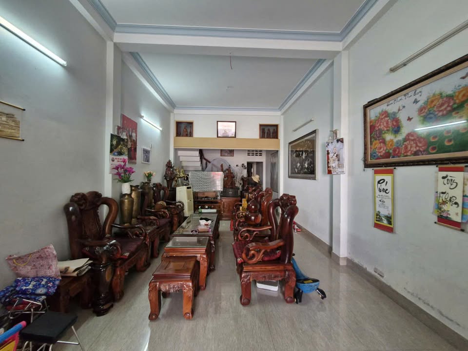 Nhà 2 mặt tiền tại Quy Nhơn 100,3m² giá 15 tỷ - Đầu tư sinh lời ngay!