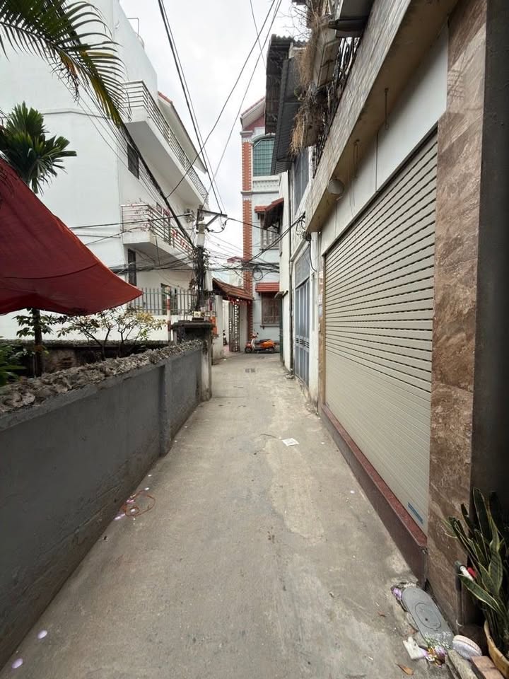 Đất nền Gia Quất, Long Biên 31m² giá 6 tỷ - Vị trí hiếm có gần chợ, trường học!