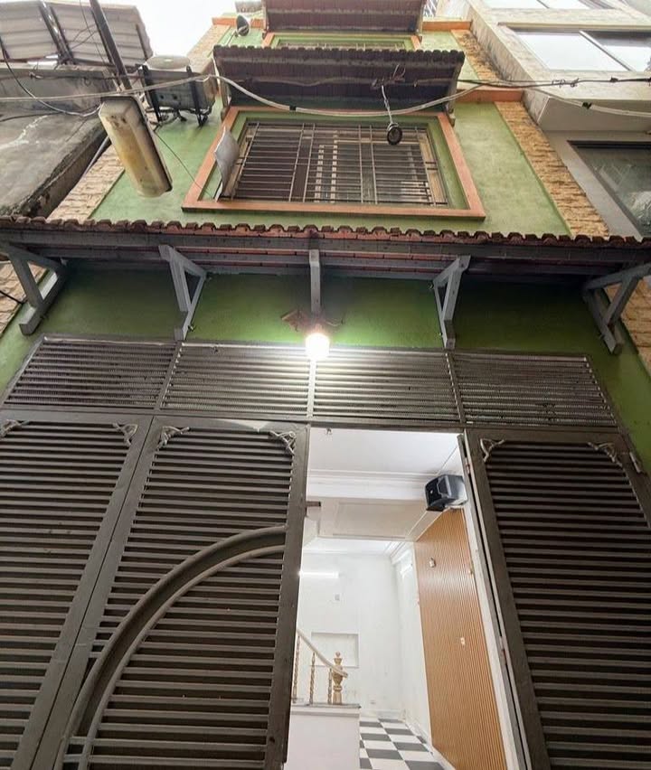 Nhà riêng Ngọc Thụy, 35m² giá 7.65 tỷ - Sẵn sàng đón Tết!