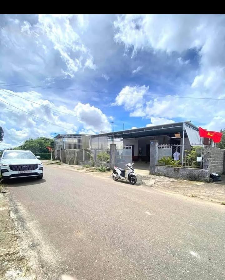 Đất nền Bảo Lộc 280m² giá 2.4 tỷ - Sổ đỏ chính chủ, thổ cư sẵn