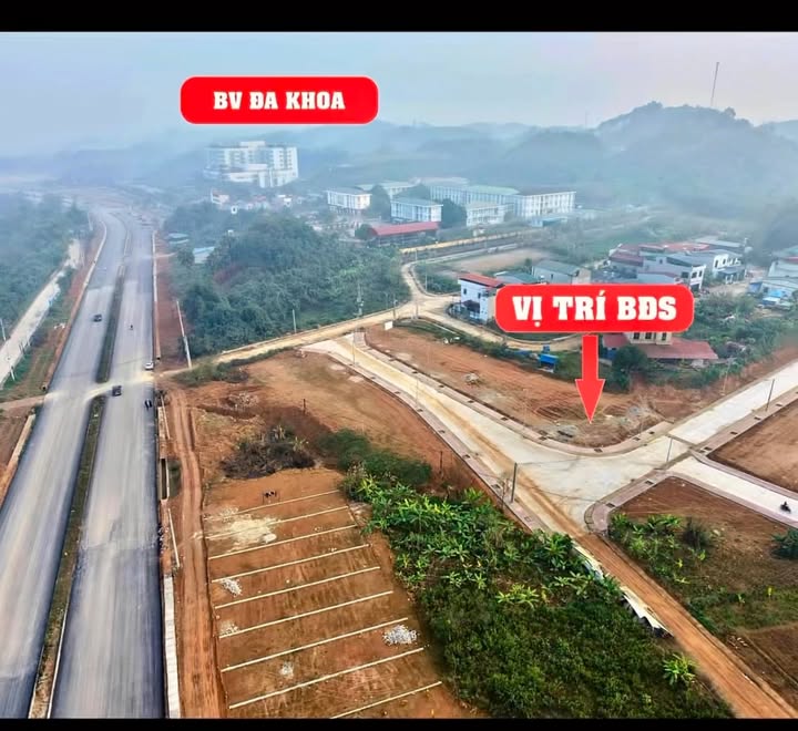 Đất nền Phường Duyên Hải Lào Cai 125m² giá 1.7 tỷ - Vị trí đắc địa gần sông Hồng!