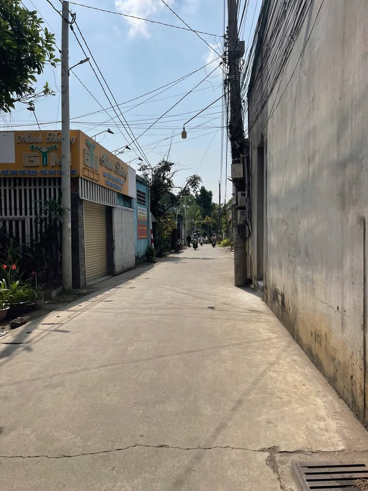 Đất nền xã Tân Phú 180m² giá 720 triệu - Cơ hội đầu tư tuyệt vời!