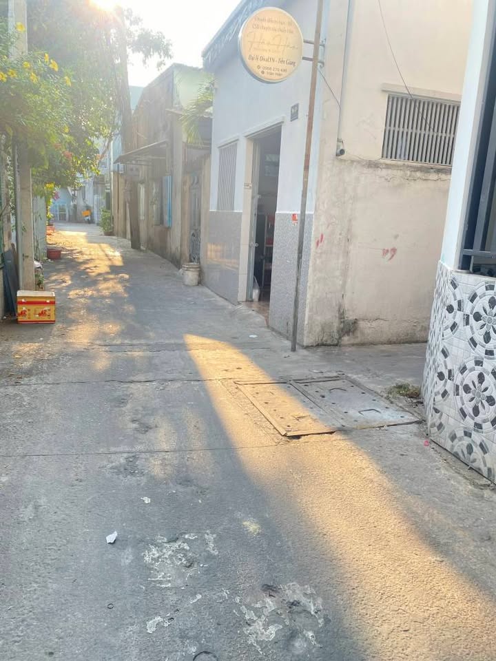 Nhà riêng Phường 4, Quận 4, 37.4m² giá 1.45 tỷ - Sẵn sàng vào ở ngay!