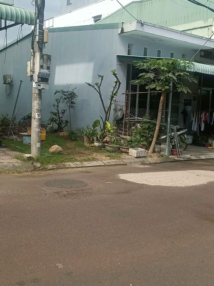 Đất mặt tiền đường Văn Tiến Dũng, Quy Nhơn 76.5m² - Giá chỉ 1.5 tỷ!