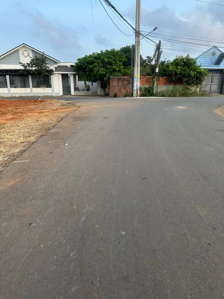 Đất nền đường 15 Hòa Long 168m² giá 1.7 tỷ - Đầu tư sinh lời ngay!