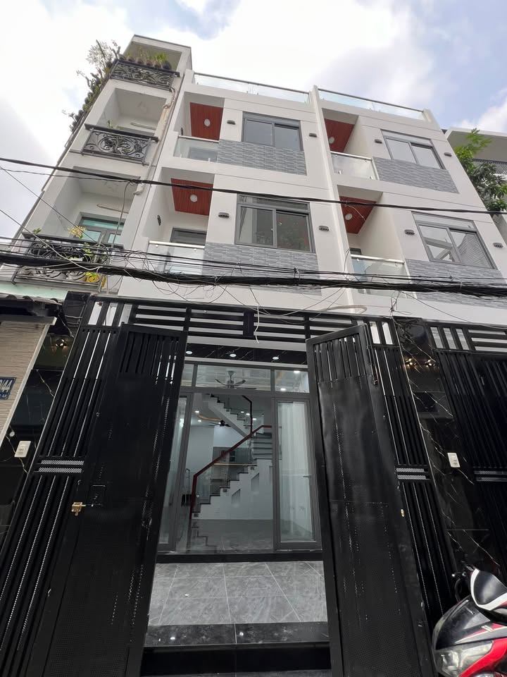 Nhà mới bán đường Âu Dương Lân, P5, Q8 - 49m² giá 7.8 tỷ - Ô tô vào tận nơi!