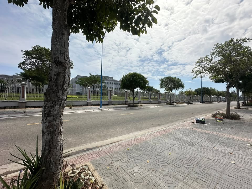 Nhà mới bán tại Thị trấn Long Điền 107m² giá 2.06 tỷ - Vị trí trung tâm hành chính