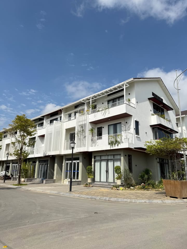 Nhà liền kề Ecogarden TP Huế 80m² giá 4 tỷ - Pháp lý hoàn chỉnh sẵn sàng vào ở!