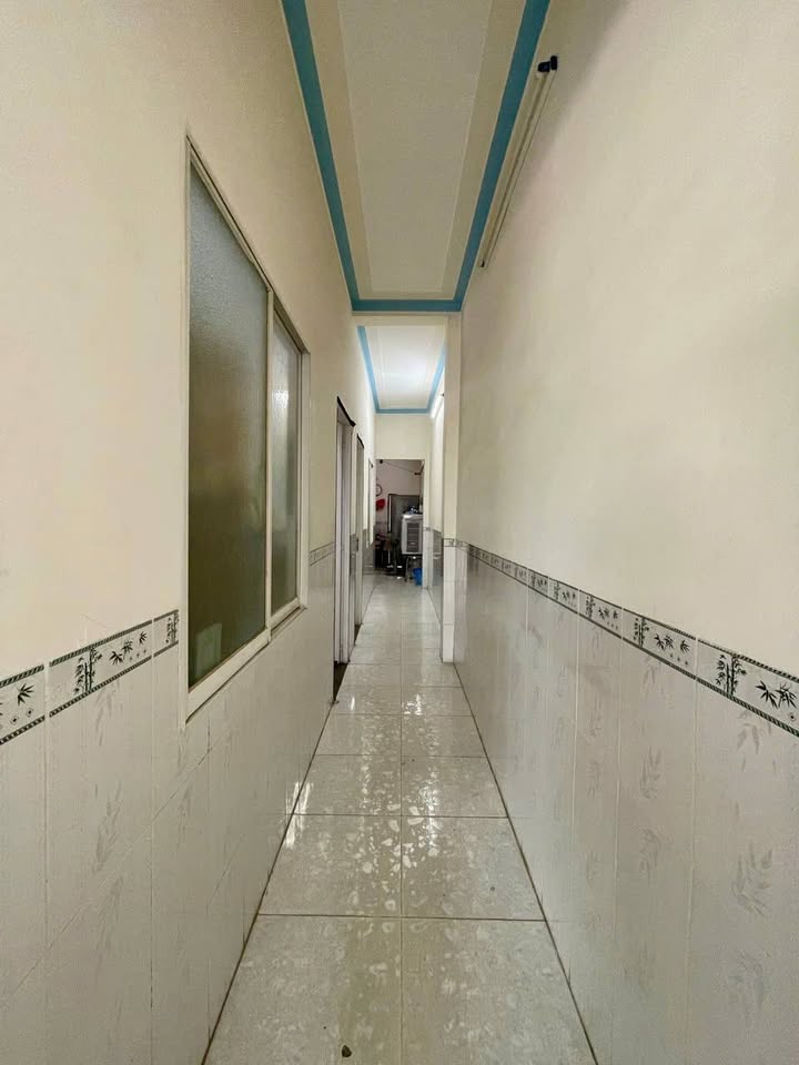 Nhà phố Mỹ Hải Phan Rang 94m² giá 3.1 tỷ - Đối diện công viên xanh mát!